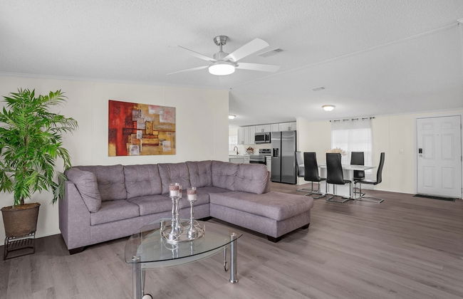 Relaxing 4br Hideaway In Groveland 4 Bedroom Cottage by RedAwning - Foto 17