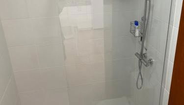 Modern and airy holiday home - Foto 4, Shower