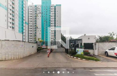 Studio Home Office Completo Cama Queen e Ar Condicionado Vista Panorâmica - Foto 75