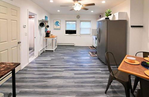 Hidden Gem-1Bedroom with Plenty Free Street Parking - Foto 16