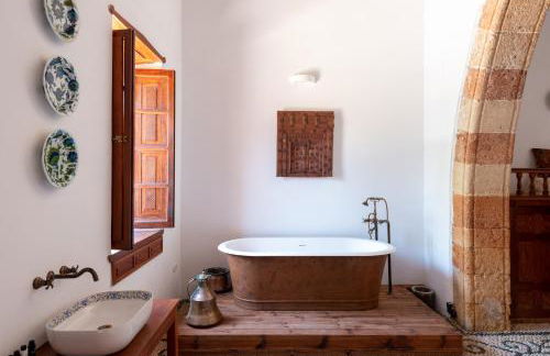 Antique Villa - Photo 8