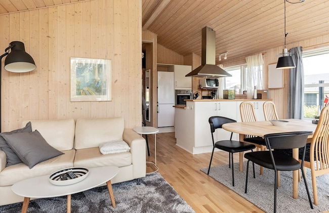 6 Person Holiday Home in Tranekaer - Foto 4