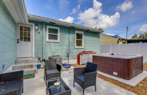 Private Hot Tub and Fenced Yard Sleek Gulfport Home - Foto 30