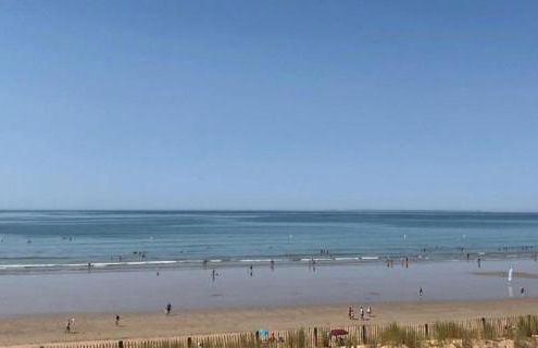 Aux Mouettes les pieds dans l'eau accès direct à la place 5 personnes - Foto 7