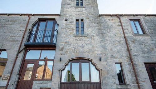 Tower Barn Cottage, Castle Carrock, a luxurious characterful cottage with hot tub and views - Foto 2