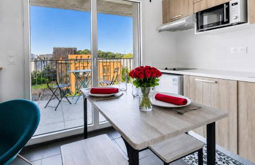 Studio, balcon, parking, commerces & transports - Foto 6
