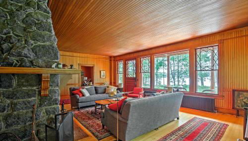 Restored Historic Saranac Lake Home Lake Access! - Foto 5