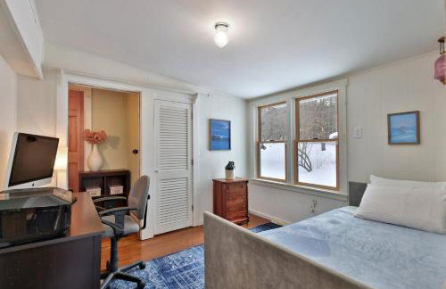 Chittenden Farmhouse - Historic 4BR, 2BA, 20 Min to Skiing, 7 Min to Mountaintop Resort - Foto 16