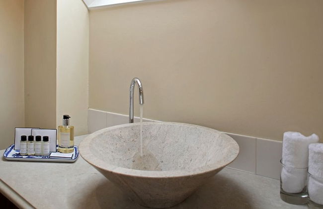 Aintree Cottage - Photo 8