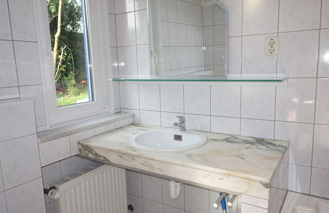 Tolstov-Hotels Large 3 Room Apartment with Garden - Foto 39