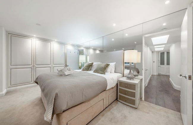 The Knightsbridge Residences - Photo 26