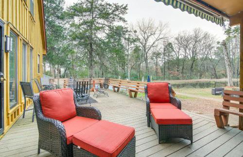 Private and Spacious Lakefront Home in Memphis! - Foto 32