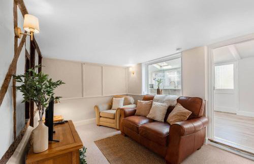 Prime Location - Southwold Gem - Sleeps 8 - Whole Cottage - Photo 51