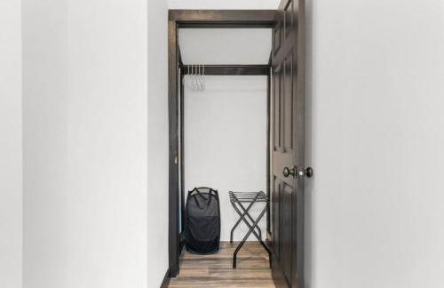 Charming 2BR Philadelphia Retreat with Free Parking - Foto 21