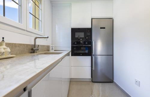 Las Gemas - Chalet adosado en urbanización cerrada - Foto 13