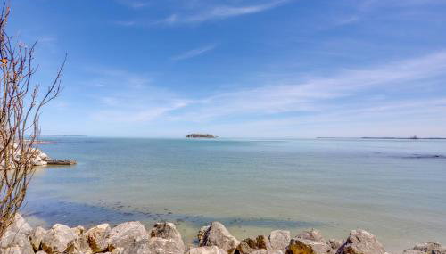 Waterfront Middle Bass Condo with Pool Access! - Foto 2