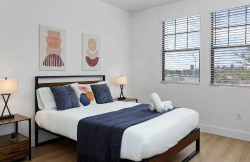 CozySuites Glendale by the stadium with pool 10 - Foto 10