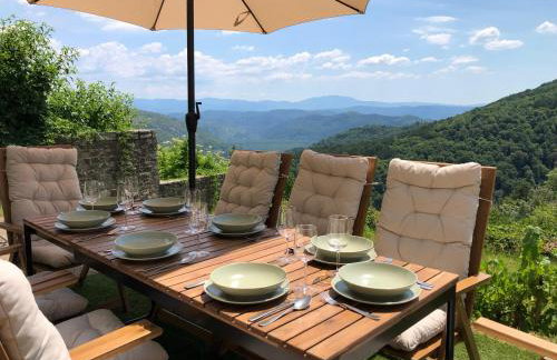 Rustic villa with breathtaking views - Foto 1