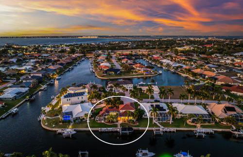 Villa Hibiscus-Waterfront-Free Heated Pool-Dock-Bikes-Other Amenities - Photo 38