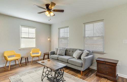 Louisville Charm Near the Derby Apt with Yard! - Foto 5