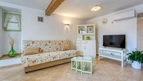 Apartment V - Photo 5