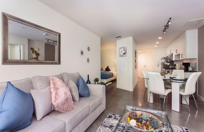 Downtown LA Luxury Two Bedroom Apartment - Foto 19