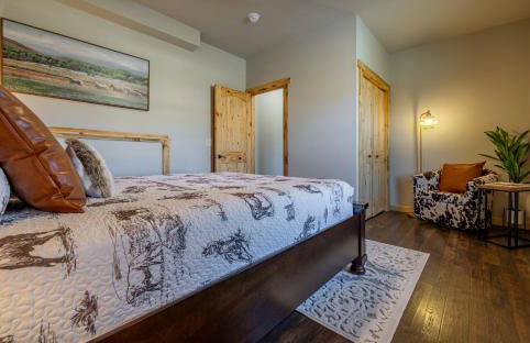 The Yellowstone - Spacious Wapiti Valley Cabin with Stunning Views! - Foto 20