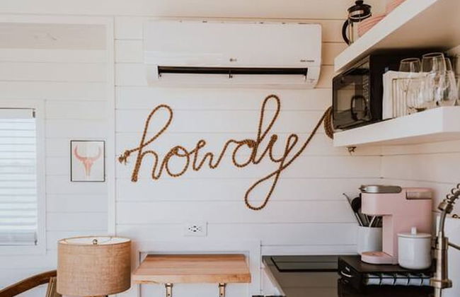 New Cowgirl Shipping Container Home - Foto 6