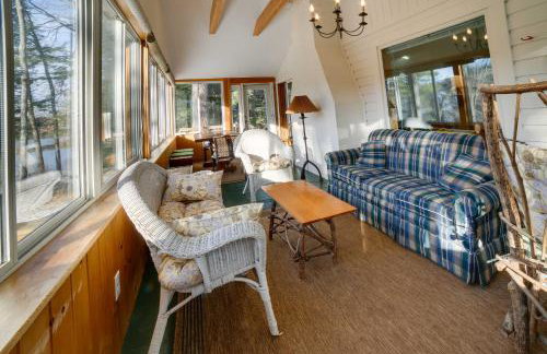 Lakefront Bradford Cottage with Dock, Near Skiing! - Foto 4