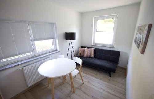 Apartment Helle und moderne Ferienwohnung mit Terrasse by Interhome - Foto 12