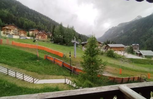 Studio plein sud pied des pistes avec casier à skis - Foto 8