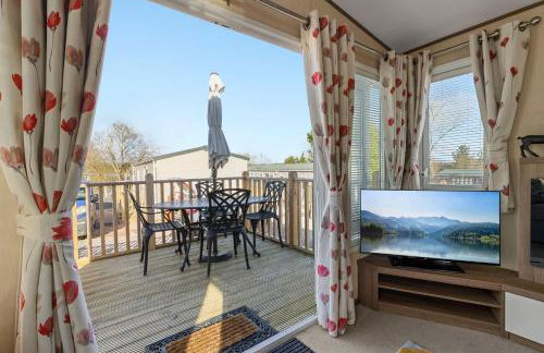 Retreat at the Lake - Fishing Lakes, Heated Outdoor Swimming Pool 500yrds on Sister Park , Pool Open April to September - Foto 9