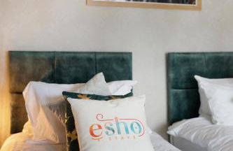 4 bedroom home with Garden, Game room, Parking- Esho Stays - Foto 19