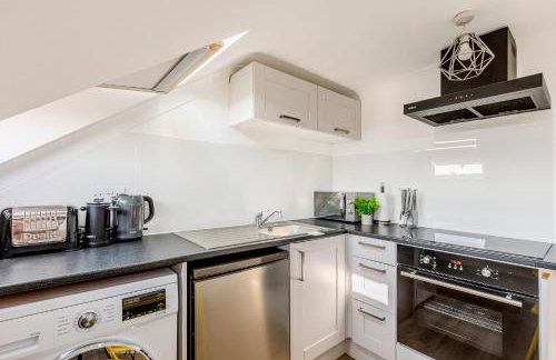 Cosy flat with free parking near London hotspots - Foto 14