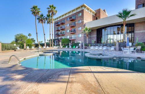 London Bridge Views Havasu Condo on Golf Course - Foto 23