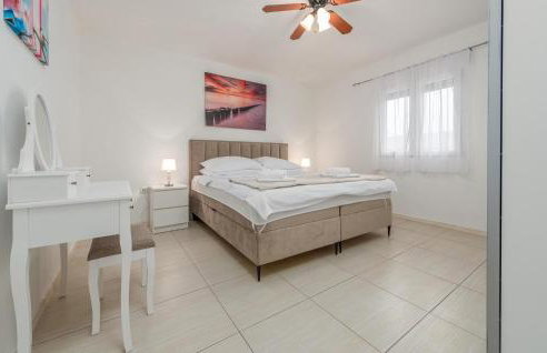 Four-Bedroom Holiday Home Lovinac With An Outdoor Swimming Pool 09 - Foto 42