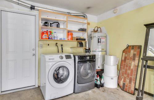 Peace and Serenity in Gresham! Sleek Home with Yard - Photo 22