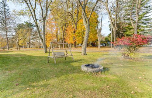 Lakefront Vacation Rental, 13 Mi to South Haven! - Foto 25