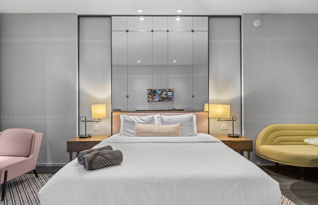 Luxury Suites in Brickell - Photo 11