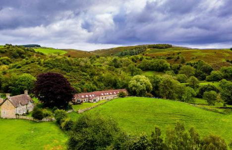 Long Byres Holiday Cottages - Foto 1