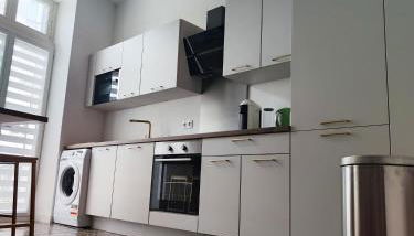 Bright and modern 3-bedroom apartment, 90m2 with Air condition, in Beziers - Foto 3