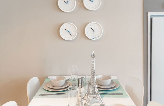 Stylish Suite in Downtown Toronto - Photo 10