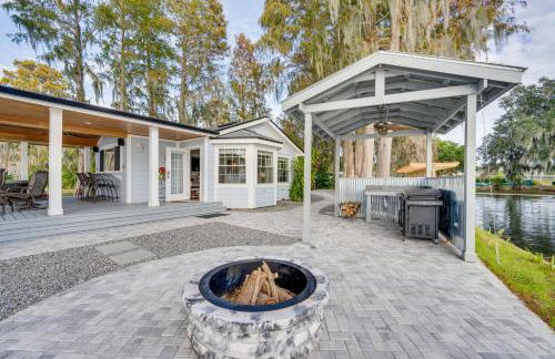 Hot Tub and Fire Pit Lakefront Home on Lake Eloise - Foto 26