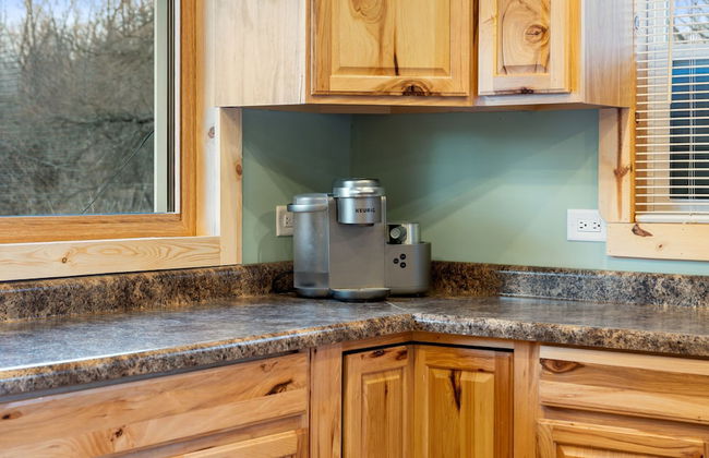 Cozy 3BR Cabin With Hot Tub on Nippersink Creek - Foto 14