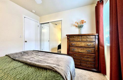 King Bed Retreat, Pet-Friendly, Rancho Cordova - Foto 22