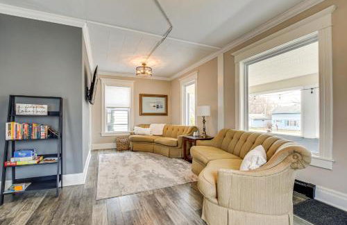 Walk to Dtwn Green Lake Peaceful Getaway with Porch - Foto 3