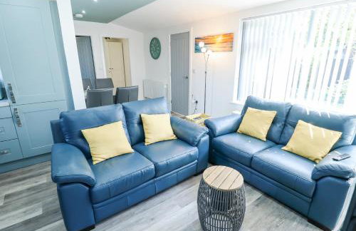 19 The Court - Photo 6