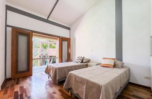 Casa térrea de alto padrão com piscina e cozinha de cinema na Granja Viana - Foto 110