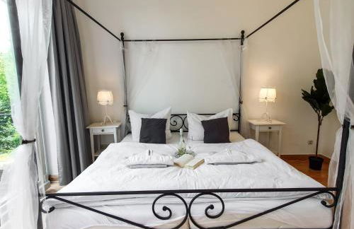 DEUTSCHE VILLA - DELUXE APARTMENT mit Sauna und großem Garten - Foto 15