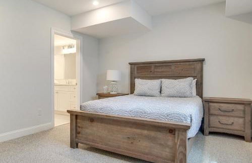 2 Mi to Public Beach! Cape Cod Gem with Fire Pit - Foto 22